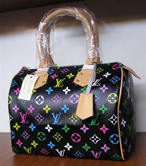 is louis vuitton outlet legit.